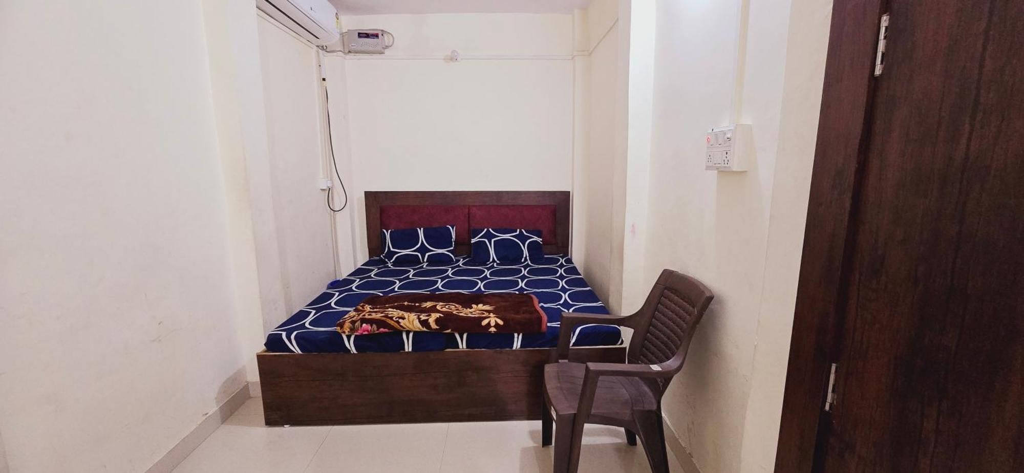 Ramlala Paying Guest House Stay Just 100M From Saryu Ghat, Ayodhya מראה חיצוני תמונה